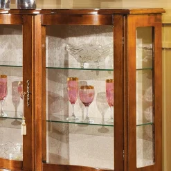 Wohnen Vitrinen|Schränke<Barock Vitrine 2-türig Agosto mit Nussbaum Furnier