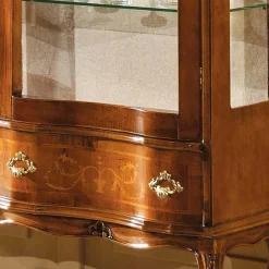Wohnen Vitrinen|Schränke<Barock Vitrine 2-türig Agosto mit Nussbaum Furnier