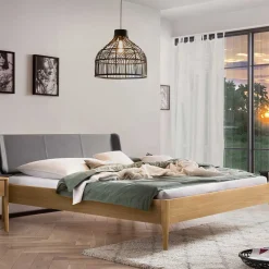 Wohnen Betten<Bett aus Massivholz Eiche Hell - Borna