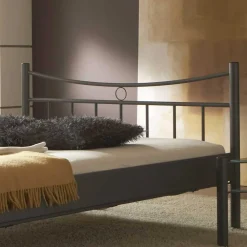 Wohnen Betten<Bett Regina aus Metall