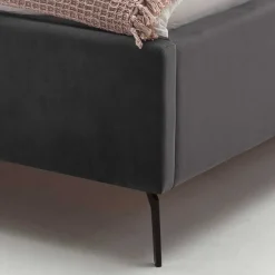 Wohnen Betten<Chesterfield Samtbett in Anthrazit - Satos