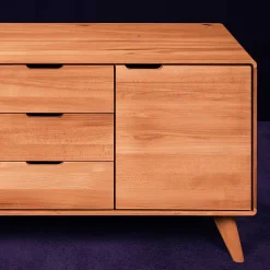 Wohnen Lowboards<63cm hohes Sideboard mit 134cm Länge - Junola
