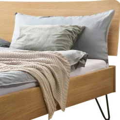 Wohnen Betten<Design Bett aus hell geölter Eiche - Promenada