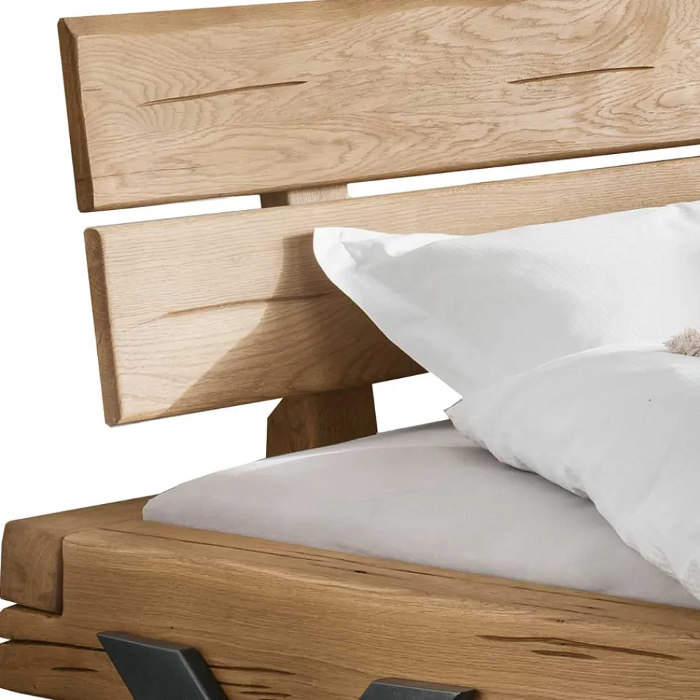 Wohnen Betten<Designbett aus Eichenbalken mit Metallfüßen - Frenanda