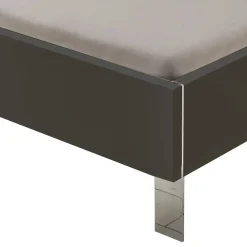 Wohnen Betten<Designbett in Dunkelgrau mit Chrom - Bambina