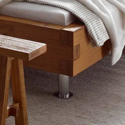 Wohnen Betten<Doppelbett in Balkenoptik Chicola aus Wildeiche Massivholz