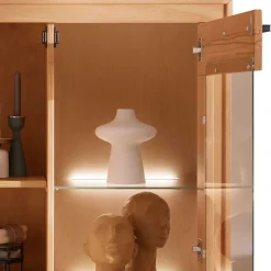 Wohnen Highboards|Schränke<Highboard mit Glaseinsatz aus geölter Kernbuche - Sarosca