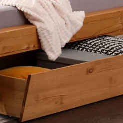 Wohnen Betten<Kiefernholz Bett auf Kufen - Kalastania