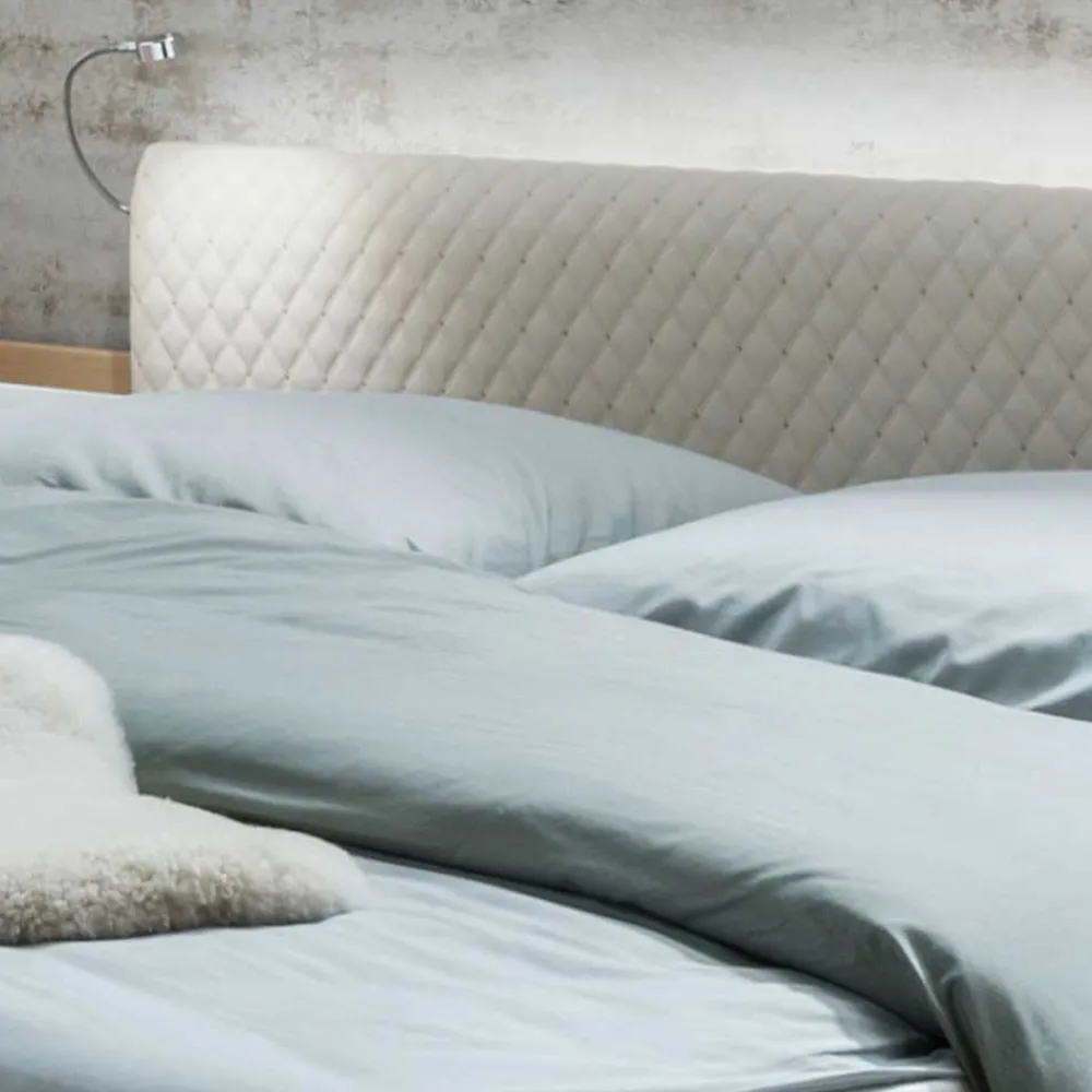 Wohnen Betten<Kunstleder Design Bett mit Licht am Kopfteil - Crascanu