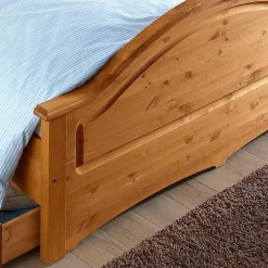Wohnen Betten<Landhaus Doppelbett Set in Kiefer - Vocoja (dreiteilig)