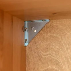 Wohnen Highboards|Vitrinen<Massivholz Vitrine in Eiche mit Schwarz - Eribella