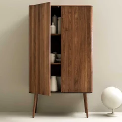 Wohnen Highboards<Retro Chic Highboard aus Nussbaum - Rivossa