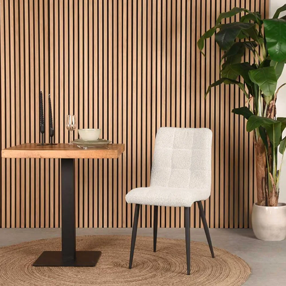 Wohnen Stühle<Scandi Chic Polsterstuhl in Champagner Boucle - Acapelca