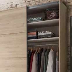 Wohnen Kleiderschränke<Topp Schlafzimmerschrank mit zwei Schwebetüren - Licruva