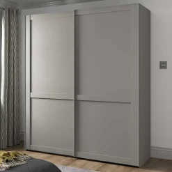 Wohnen Kleiderschränke<2-türiger Schwebetürenschrank mit Metallgriffen - Ridonna