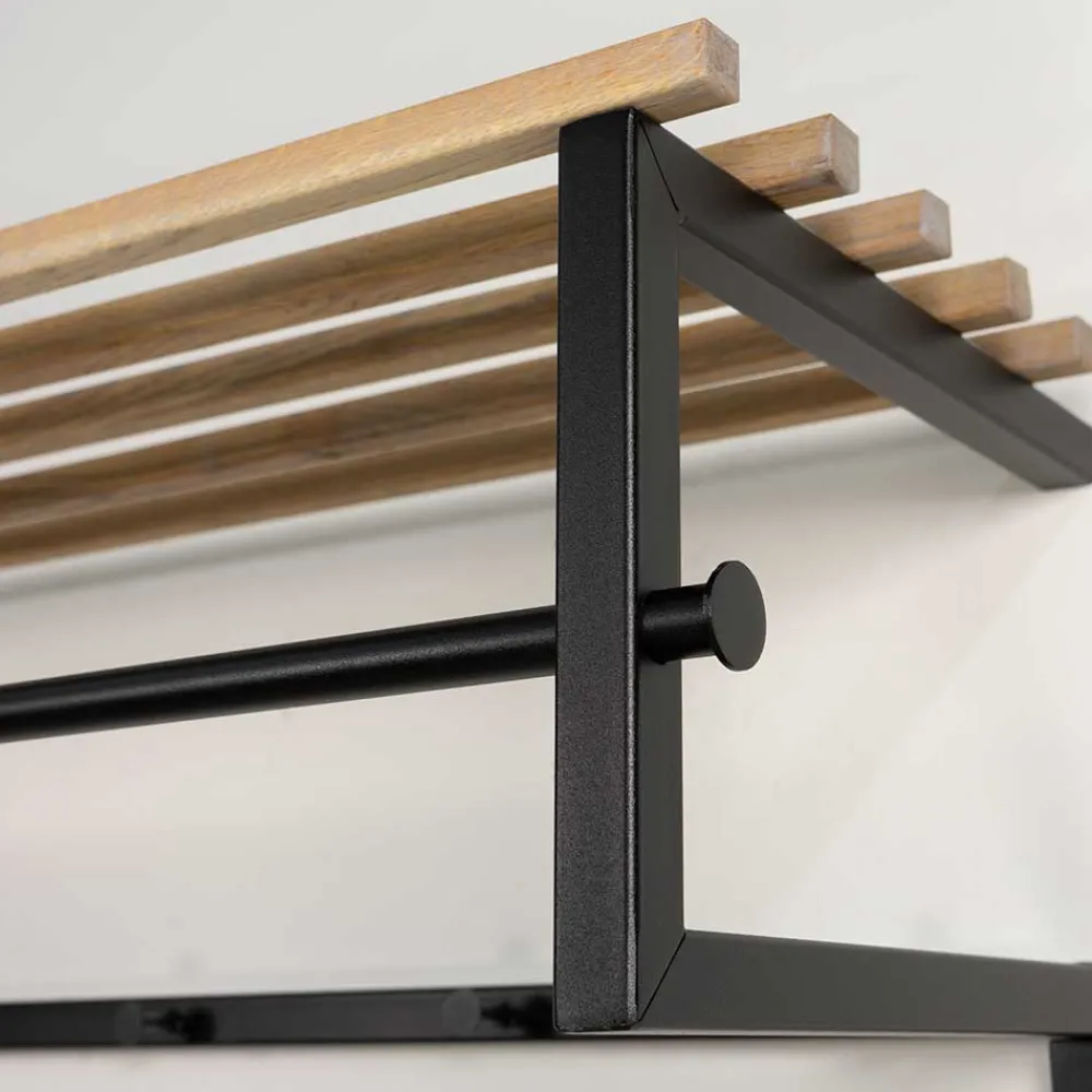 Wohnen Garderoben<Wandgarderobe mit Hutablage aus Holzleisten - Casciano