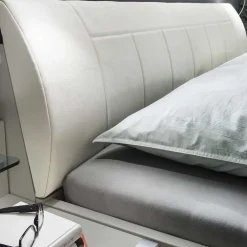 Wohnen Betten<Weißes Bett mit Kunstleder-Kopfteil - Rocca