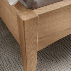 Wohnen Betten<Wildeiche Doppelbett mit Holzkopfteil - Adeira