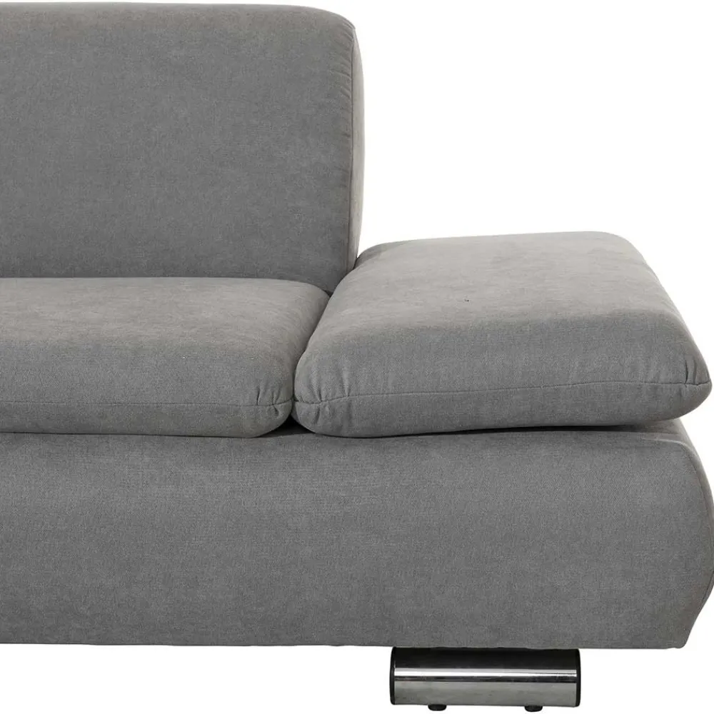 Wohnen Sofas<Wohnzimmer Eckcouch in Hellgrau mit Chrom - Oraina