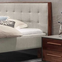 Wohnen Betten<140x200 Polsterbett in Beige und Nussbaum - Kyras