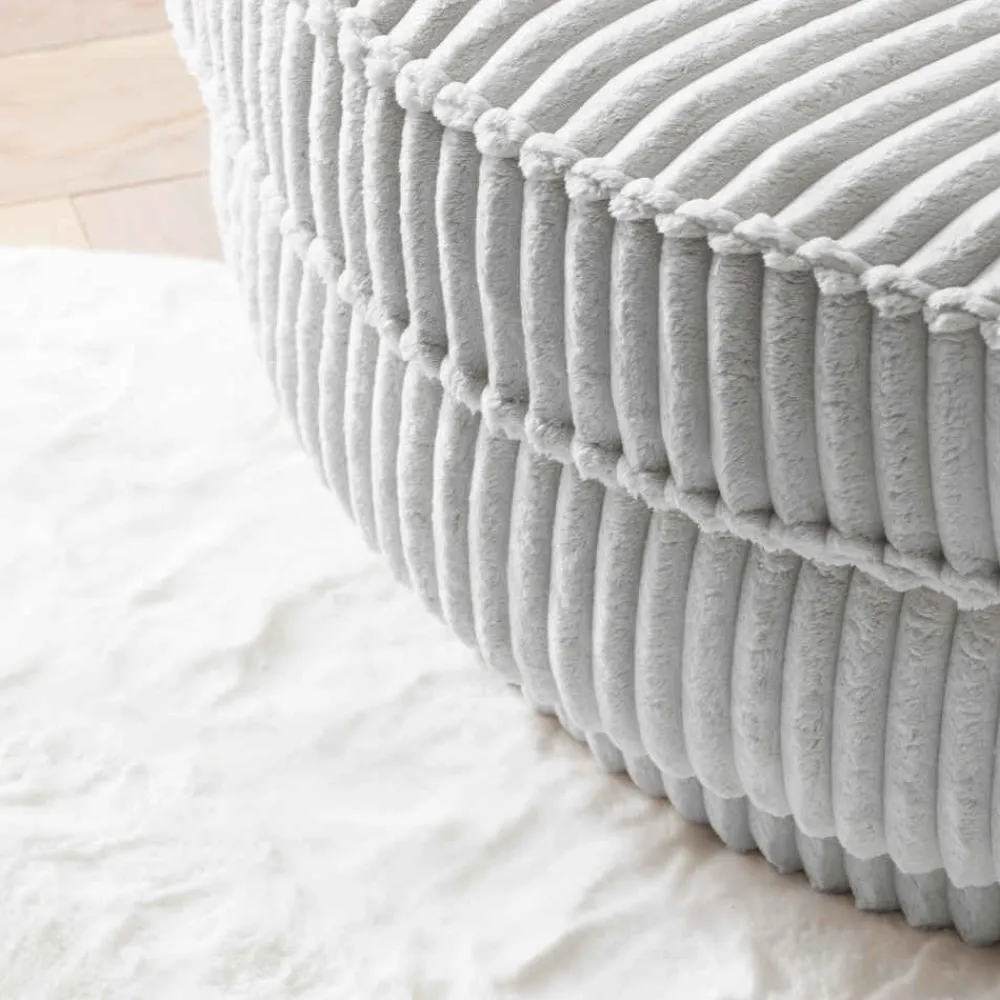 Wohnen Sessel<XL Drehsessel mit Hocker Set - Iliana (zweiteilig)
